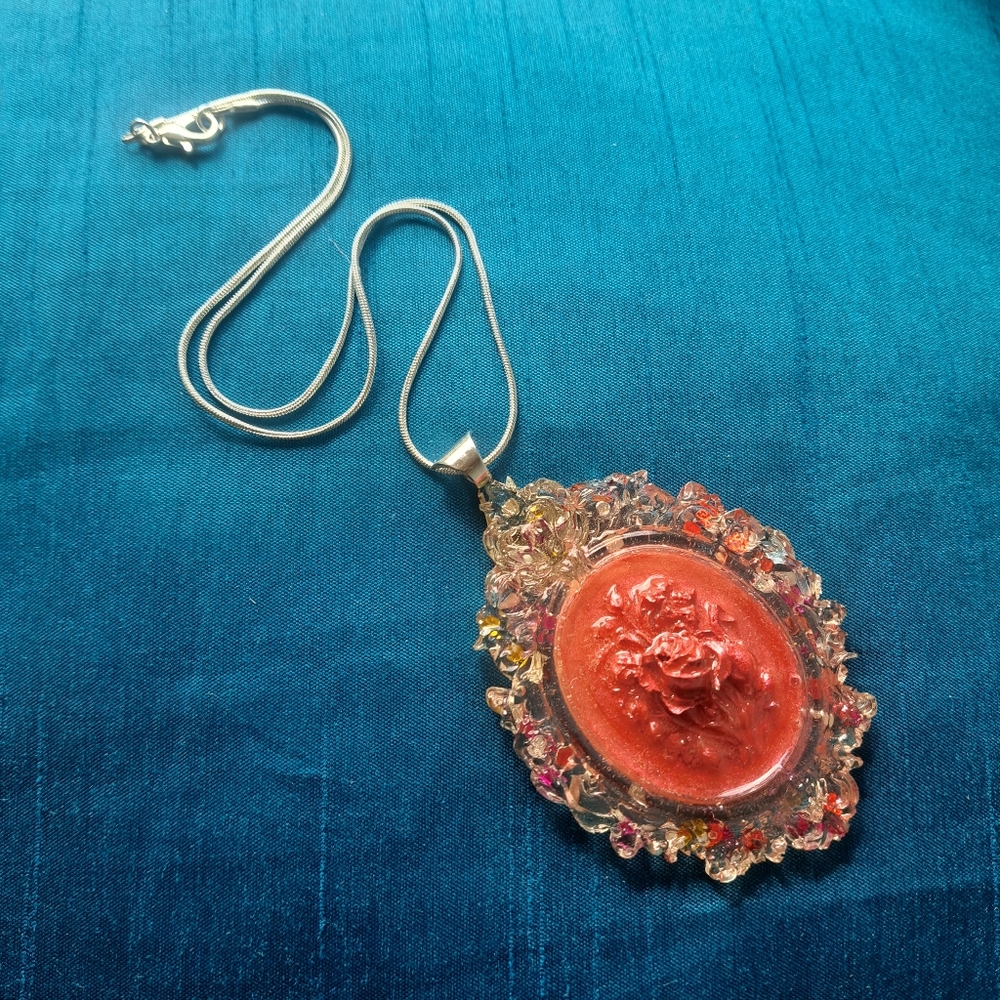 Handmade Clear Resin Pendant Victorian Cameo Necklace Pastel Pink Confetti Cute